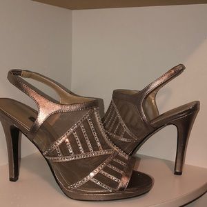 silver/gold heels only wore once